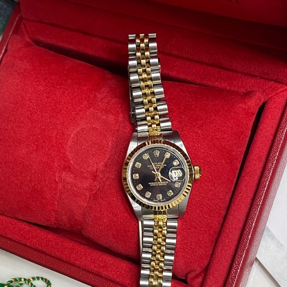 HP🎉ROLEX DATEJUST WATCH DIAMONDS - Picture 14 of 16